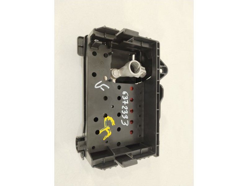 Recambio de caja reles / fusibles para opel ampera (r12) ev 150 referencia OEM IAM 20889114  
