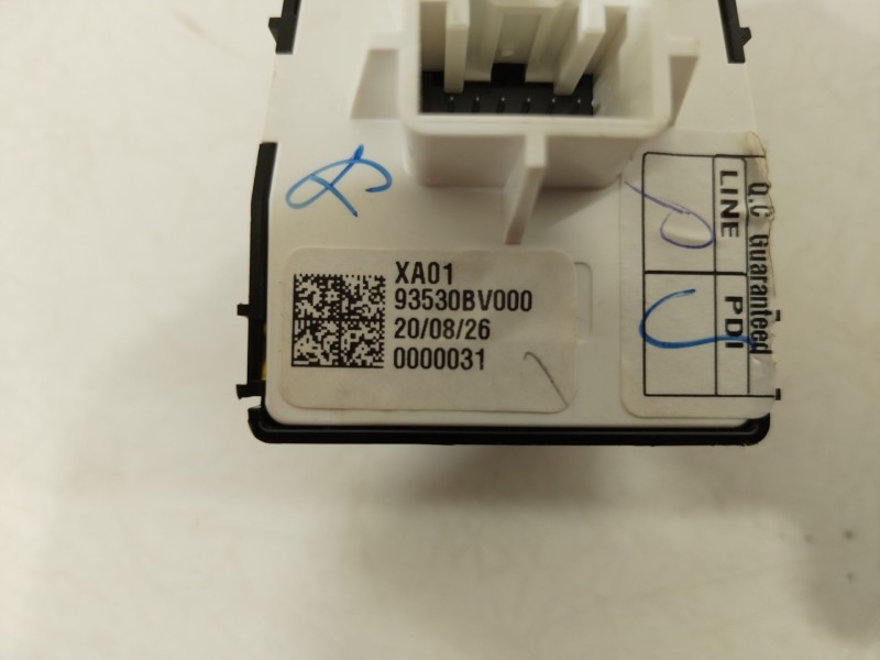 Recambio de mando retrovisor para hyundai i20 iii (bc3, bi3) 1.2 referencia OEM IAM 93530BV000  