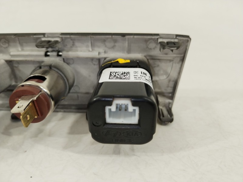 Recambio de mando multifuncion para hyundai i20 iii (bc3, bi3) 1.2 referencia OEM IAM 96125Q0020  