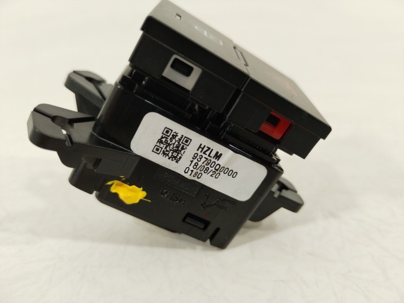 Recambio de warning para hyundai i20 iii (bc3, bi3) 1.2 referencia OEM IAM 93790Q0000  