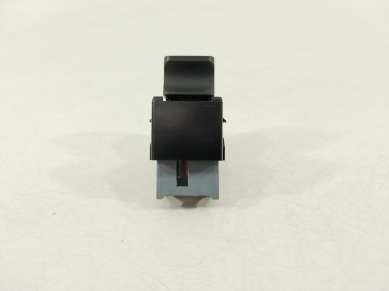 Recambio de mando elevalunas trasero derecho para hyundai i20 iii (bc3, bi3) 1.2 referencia OEM IAM 93581Q0000  