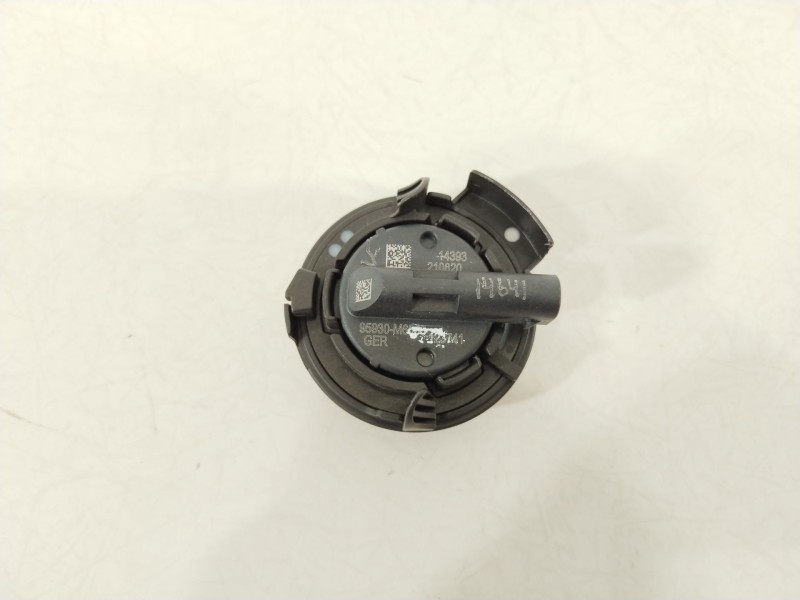 Recambio de sensor para hyundai i20 iii (bc3, bi3) 1.2 referencia OEM IAM 95930M6000  