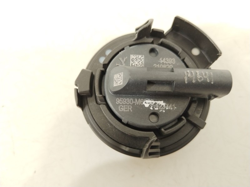 Recambio de sensor para hyundai i20 iii (bc3, bi3) 1.2 referencia OEM IAM 95930M6000  