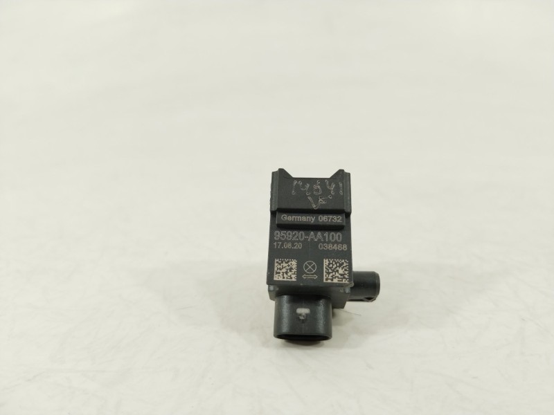 Recambio de sensor para hyundai i20 iii (bc3, bi3) 1.2 referencia OEM IAM 95920AA100  