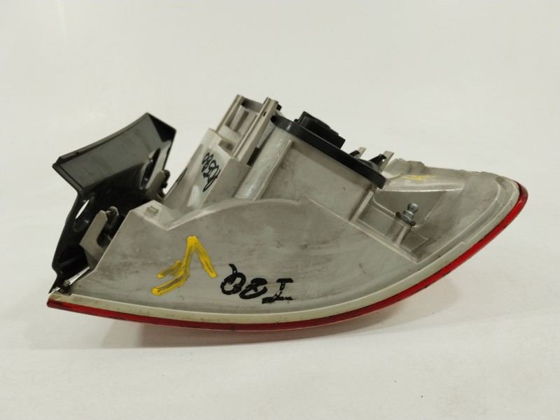 Recambio de piloto trasero izquierdo para volkswagen touareg (7la) tdi r5 referencia OEM IAM 7L6945095P  