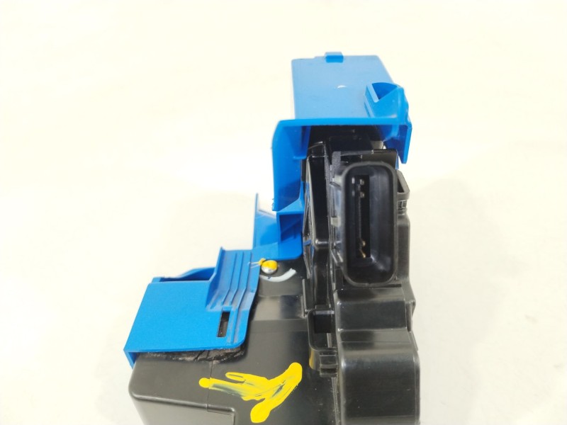 Recambio de cerradura puerta delantera derecha para hyundai i20 iii (bc3, bi3) 1.2 referencia OEM IAM 81320Q0010  