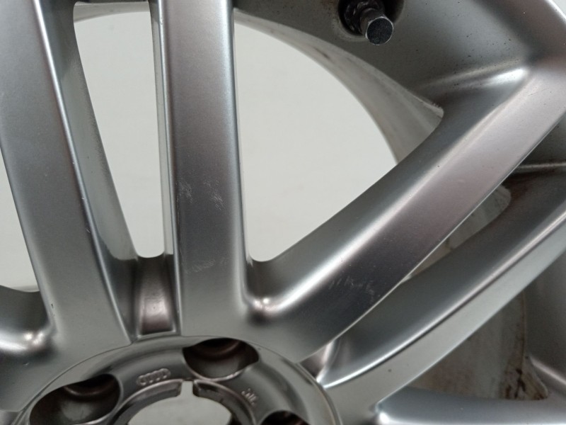 Recambio de llanta para audi s6 berlina 4f2 referencia OEM IAM 4F0601025  