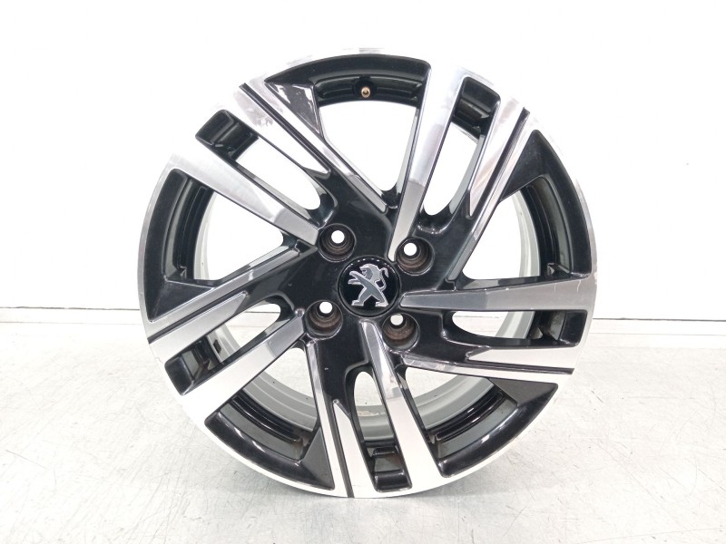 Recambio de llanta para peugeot 208 2020 referencia OEM IAM 9825165280  