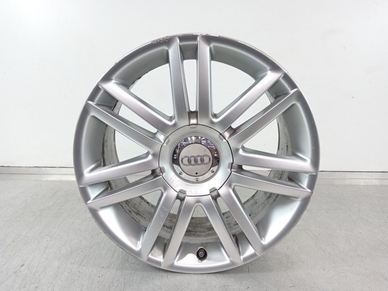 Recambio de llanta para audi s6 berlina 4f2 referencia OEM IAM 4F0601025  