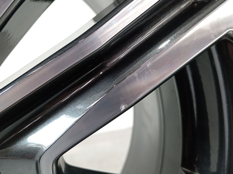 Recambio de llanta para seat arona xperience referencia OEM IAM 6F9601025  