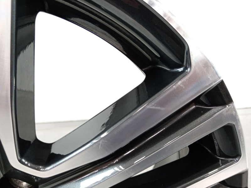 Recambio de llanta para seat arona xperience referencia OEM IAM 6F9601025  