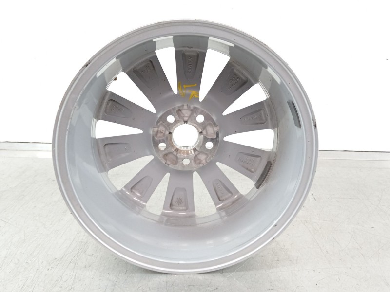 Recambio de llanta para seat arona xperience referencia OEM IAM 6F9601025  