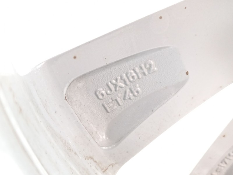 Recambio de llanta para seat arona xperience referencia OEM IAM 6F9601025  