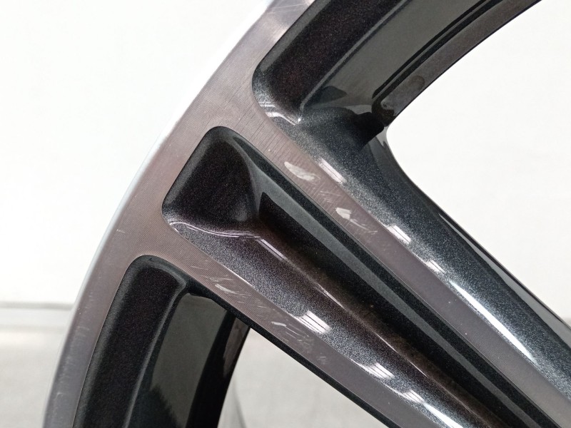 Recambio de llanta para audi a1 sportback (gba) 25 tfsi básico referencia OEM IAM 82A601025  