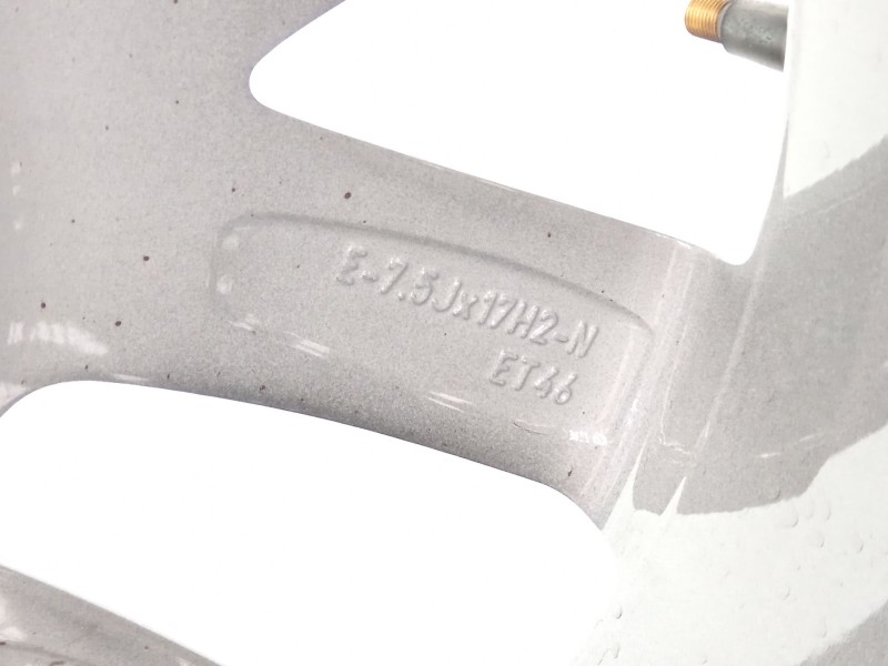 Recambio de llanta para audi a1 sportback (gba) 25 tfsi básico referencia OEM IAM 82A601025  