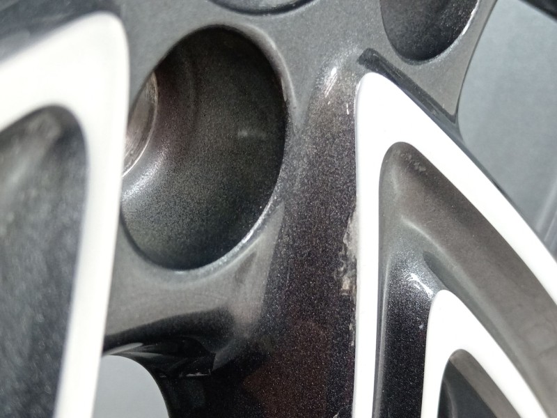 Recambio de llanta para audi a1 sportback (gba) 25 tfsi básico referencia OEM IAM 82A601025  