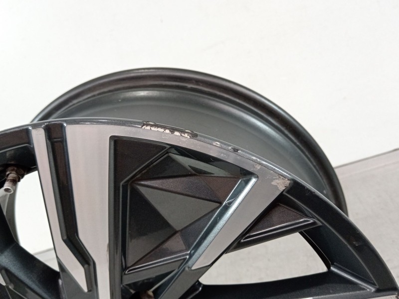 Recambio de llanta para hyundai tucson style 2wd referencia OEM IAM 52910N7160  