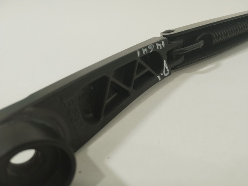 Recambio de brazo limpia delantero izquierdo para hyundai i20 iii (bc3, bi3) 1.2 referencia OEM IAM 98310Q0000  98311Q0000