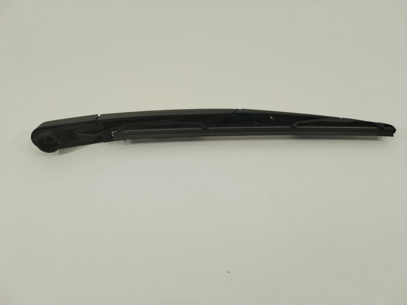 Recambio de brazo limpia trasero para hyundai i20 iii (bc3, bi3) 1.2 referencia OEM IAM 98815C8000  