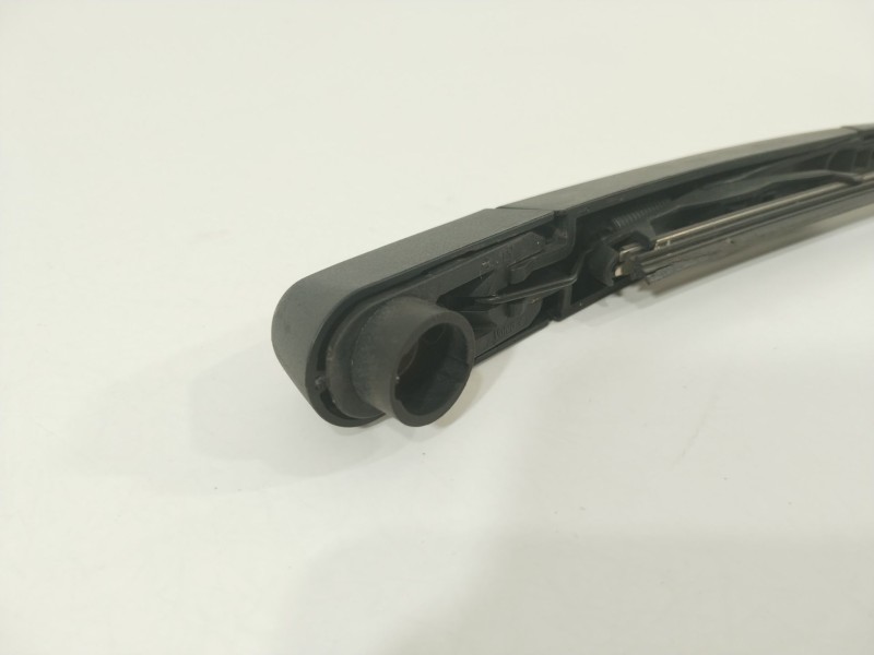 Recambio de brazo limpia trasero para hyundai i20 iii (bc3, bi3) 1.2 referencia OEM IAM 98815C8000  