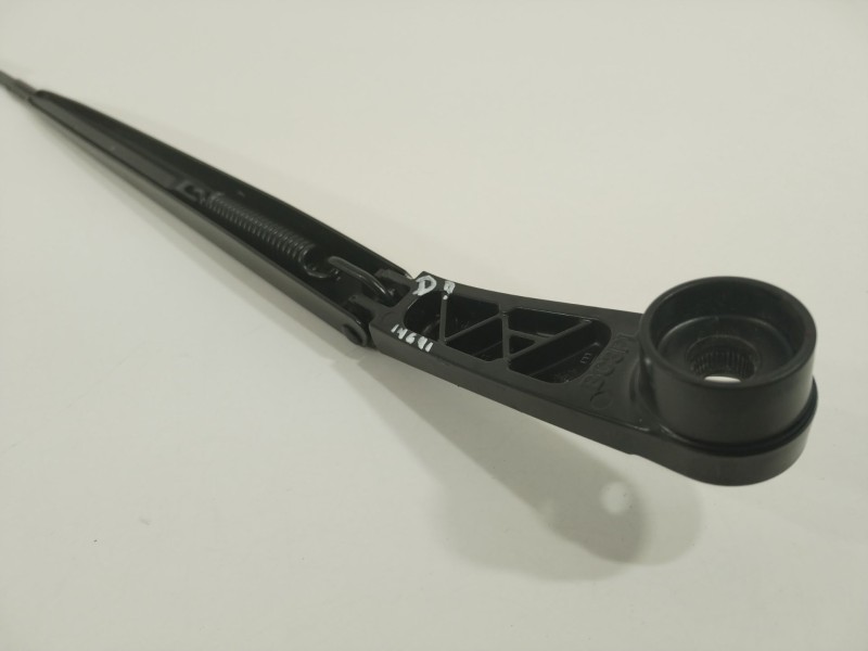 Recambio de brazo limpia delantero derecho para hyundai i20 iii (bc3, bi3) 1.2 referencia OEM IAM 98320Q0000  98321Q0000