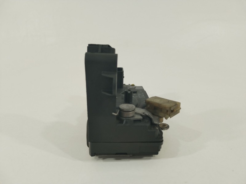 Recambio de cerradura puerta delantera izquierda para opel astra h (a04) 1.9 cdti (l48) referencia OEM IAM 4141209  