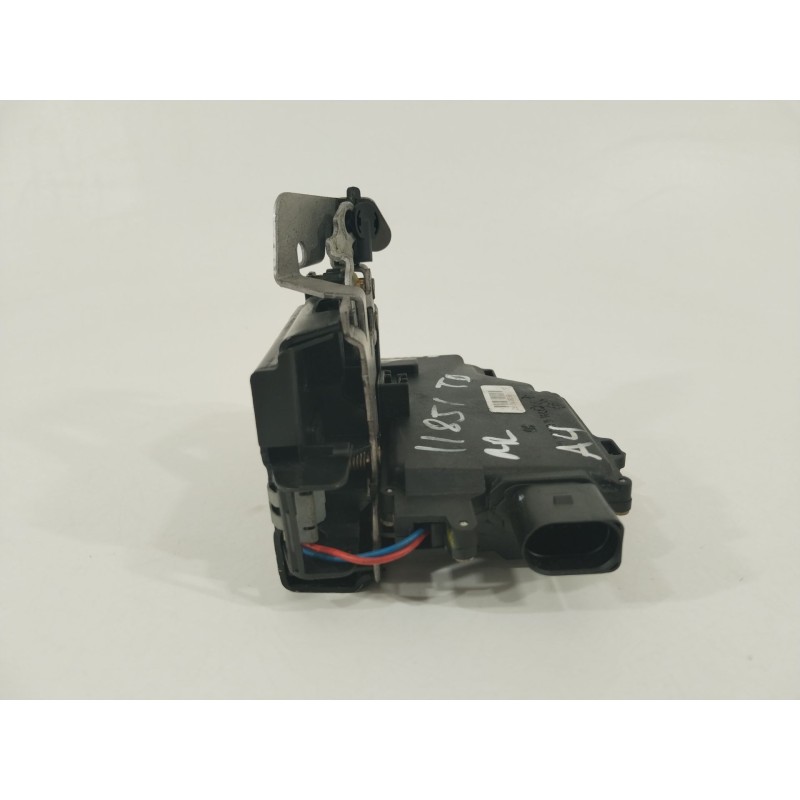 Recambio de cerradura puerta trasera derecha para audi a4 berlina (8e) 1.9 tdi (96kw) referencia OEM IAM 8E0839016C  