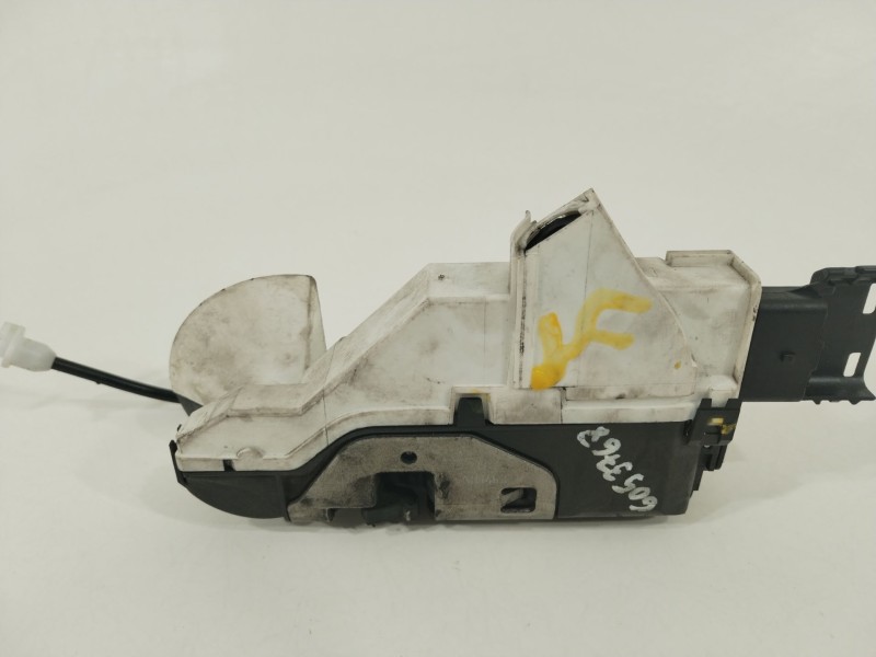 Recambio de cerradura puerta delantera izquierda para peugeot partner kombi outdoor referencia OEM IAM 9135EG  