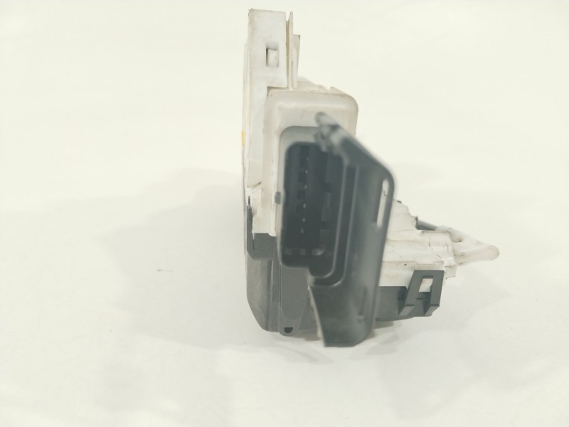 Recambio de cerradura puerta delantera izquierda para peugeot partner kombi outdoor referencia OEM IAM 9135EG  