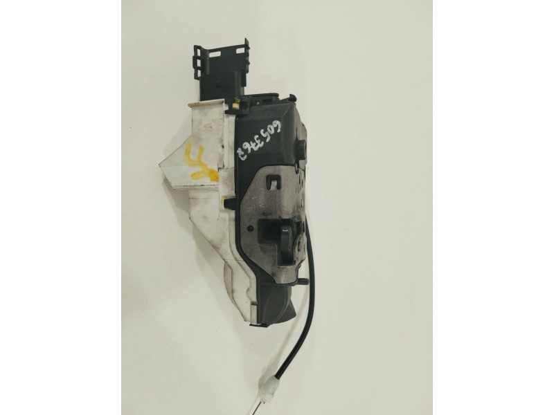 Recambio de cerradura puerta delantera izquierda para peugeot partner kombi outdoor referencia OEM IAM 9135EG  