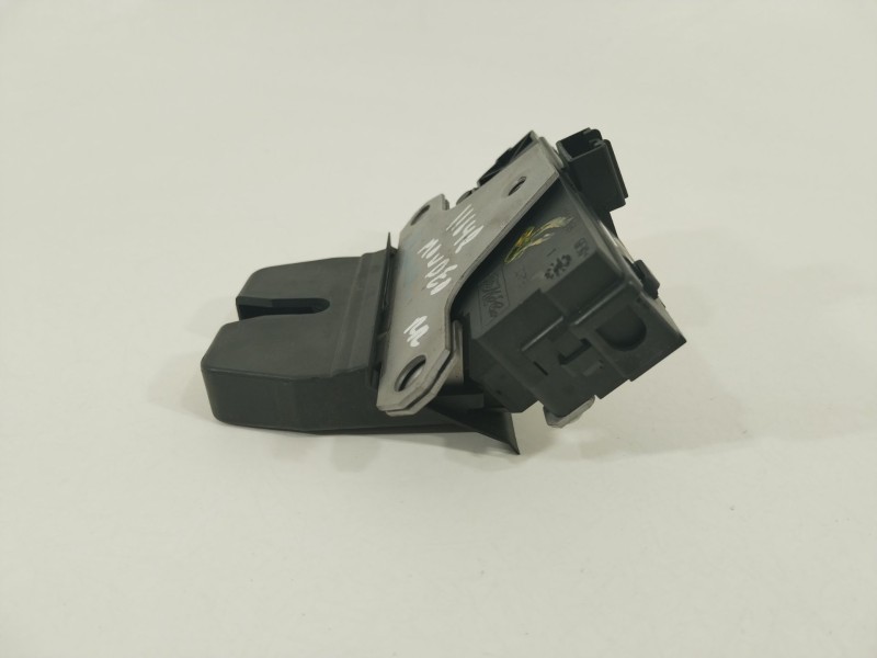 Recambio de cerradura maletero / porton para ford mondeo ber. (ca2) limited edition referencia OEM IAM 1041111007  