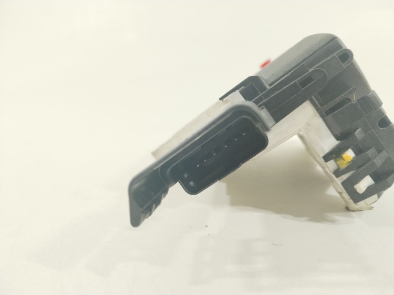 Recambio de cerradura puerta trasera derecha para peugeot 308 confort referencia OEM IAM 9800617280  