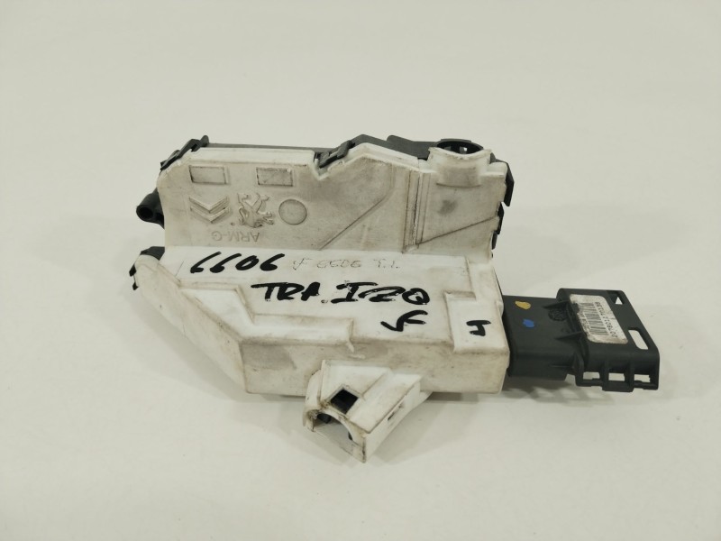 Recambio de cerradura puerta trasera izquierda para peugeot 308 confort referencia OEM IAM 9800617380  