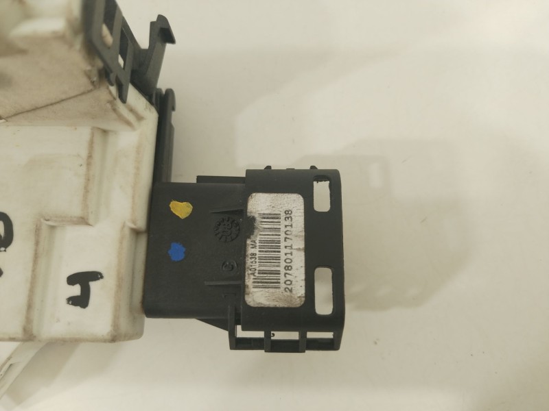 Recambio de cerradura puerta trasera izquierda para peugeot 308 confort referencia OEM IAM 9800617380  