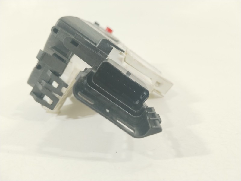 Recambio de cerradura puerta trasera izquierda para peugeot 308 confort referencia OEM IAM 9800617380  