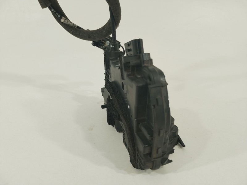 Recambio de cerradura puerta trasera derecha para renault clio v intens referencia OEM IAM 825007311R  