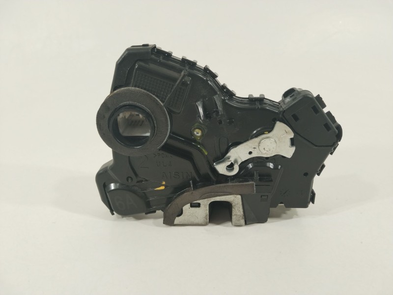Recambio de cerradura puerta delantera izquierda para toyota auris hybrid active referencia OEM IAM 6904002211  