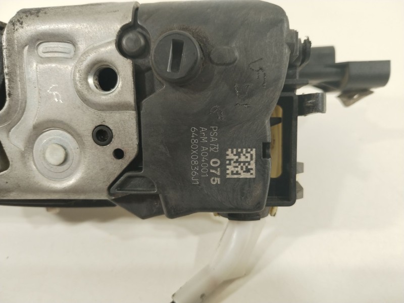 Recambio de cerradura puerta delantera izquierda para peugeot 308 sw envy referencia OEM IAM 732075  