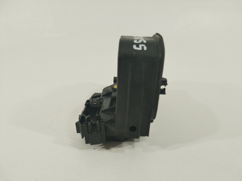 Recambio de cerradura puerta trasera derecha para bmw serie 1 berlina (e81/e87) 118d referencia OEM IAM 7202148  