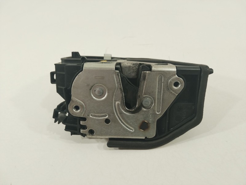 Recambio de cerradura puerta trasera derecha para bmw serie 1 berlina (e81/e87) 118d referencia OEM IAM 7202148  