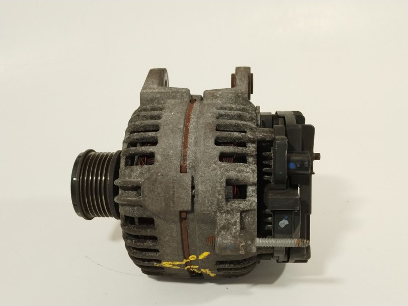 Recambio de alternador para renault clio iii authentique referencia OEM IAM 8200660033A  124425071