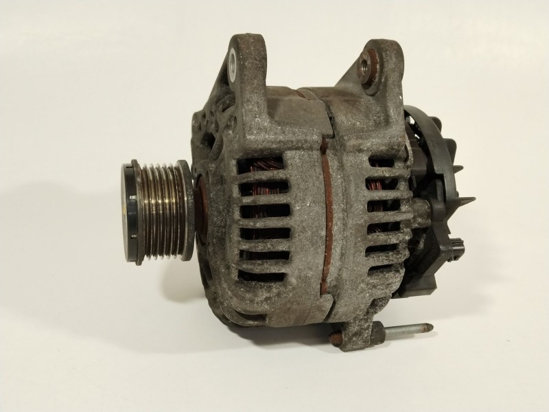 Recambio de alternador para renault clio iii authentique referencia OEM IAM 8200660033A  124425071