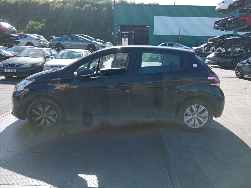 peugeot 208 i (ca_, cc_) del año 2013