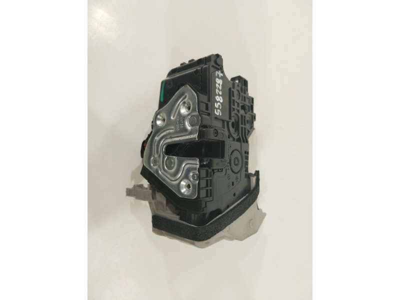 Recambio de cerradura puerta delantera derecha para hyundai kona tecno 2wd referencia OEM IAM 81320J9010  