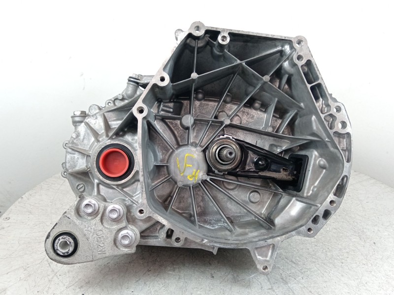 Recambio de caja cambios para mazda cx-3 luxury referencia OEM IAM 7TH0300462 B27D2 C6570