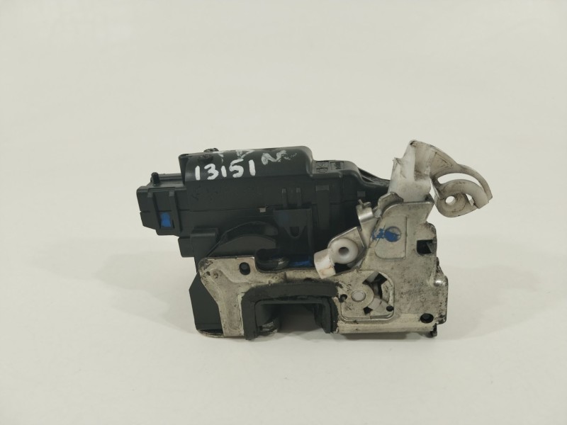 Recambio de cerradura puerta trasera derecha para dacia lodgy comfort referencia OEM IAM 825020953R  