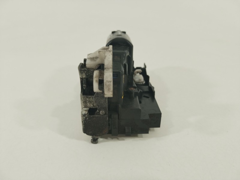 Recambio de cerradura puerta trasera derecha para dacia lodgy comfort referencia OEM IAM 825020953R  