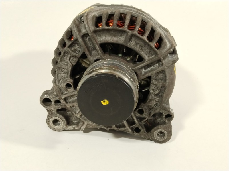 Recambio de alternador para volkswagen passat b5 (3b2) 1.9 tdi syncro/4motion referencia OEM IAM 028903028E  