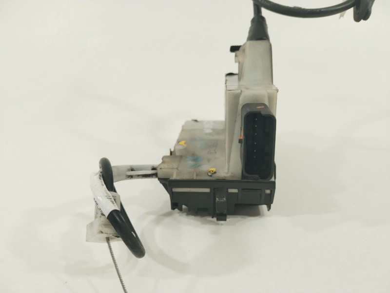 Recambio de cerradura puerta trasera derecha para peugeot 208 1.5 blue-hdi fap referencia OEM IAM 9812501180  