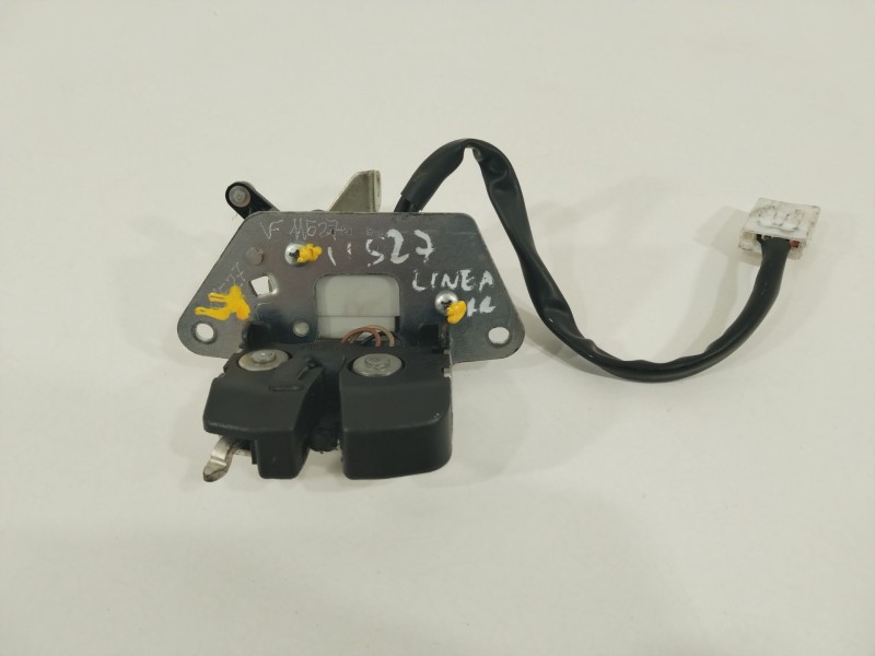 Recambio de cerradura maletero / porton para fiat linea (110) emotion referencia OEM IAM 51855352  